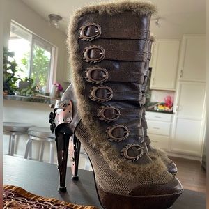 Hades Polaro boots, size 9